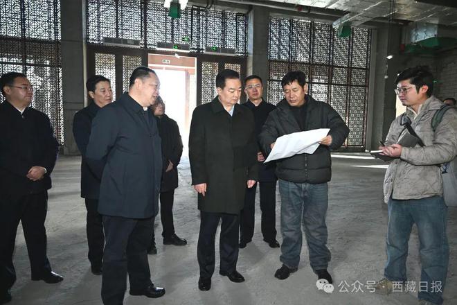 王君正在自治区党委办公厅系统调研(图2)